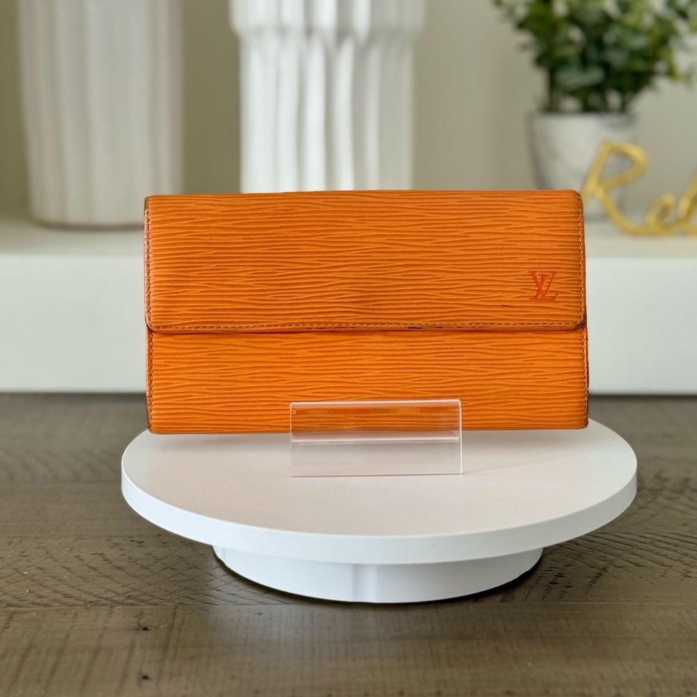 Louis Vuitton Orange Epi Sarah Wallet
